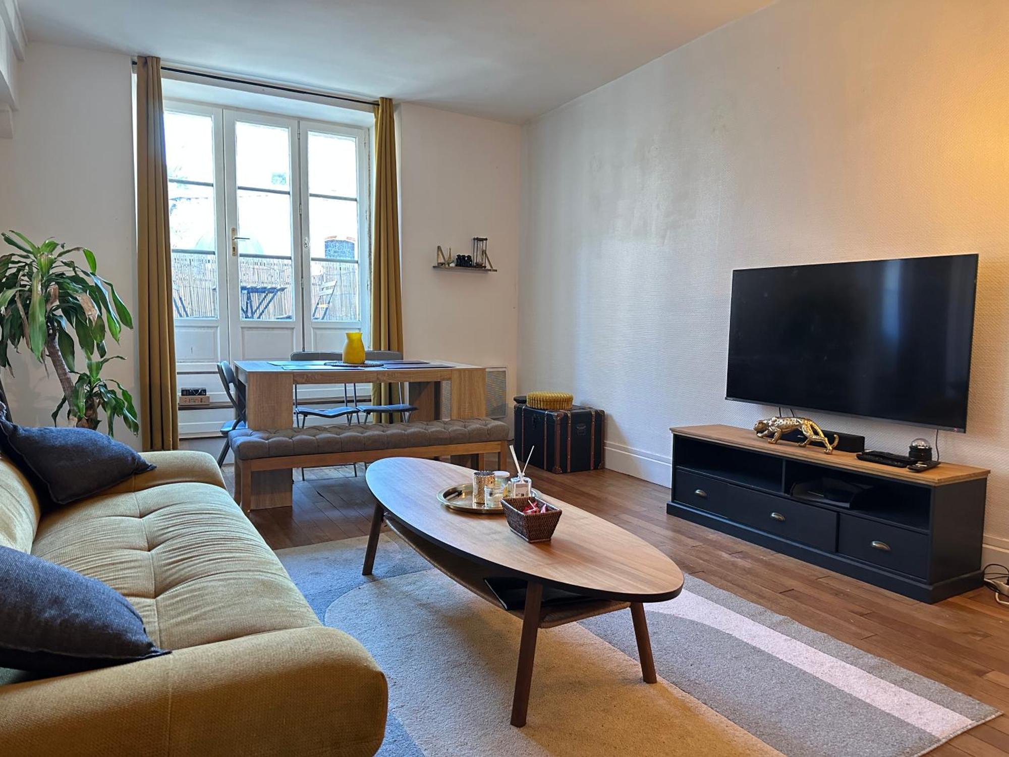 Apartment Le Saint Louis - Grand T3 - Coeur De - 300 M Du Chateau Fontainebleau